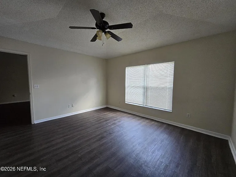 8314 Century Point Dr S — Photo 6