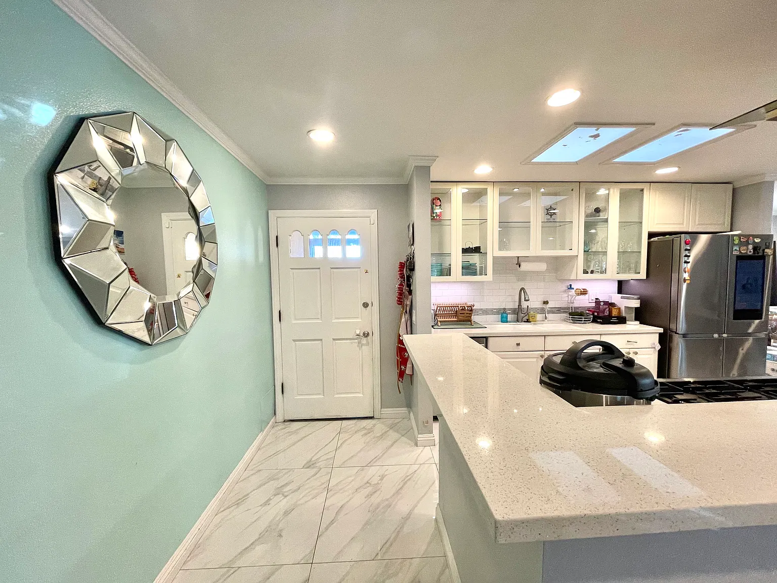 8092 Marseille Dr — Photo 3