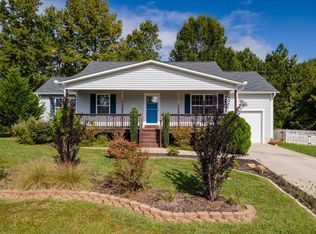 63 Trace Dr, Pittsboro, NC 27312