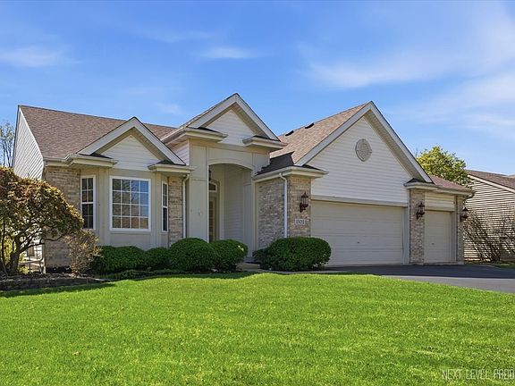 2nd image of 1502 Hartsburg Ln