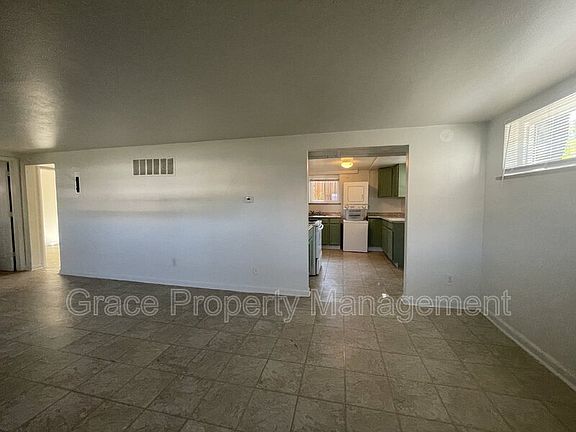 4th image of 4758 W 13th Ave