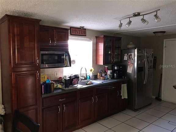 5th image of 16023 Saddlestring Dr