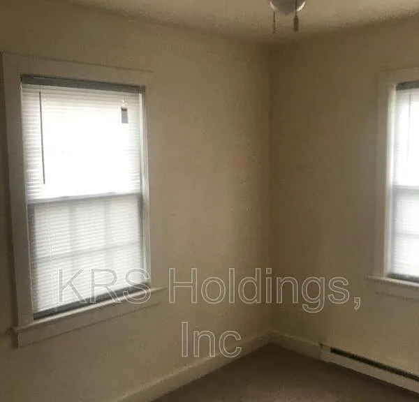 211 Maycox Ave #B — Photo 16