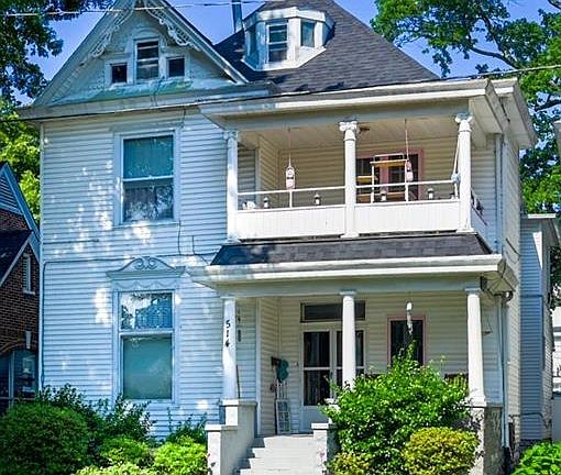3rd image of 514 Saint Ann St