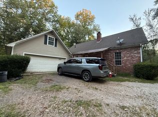 825 Mallet Rd, Vicksburg, MS 39180