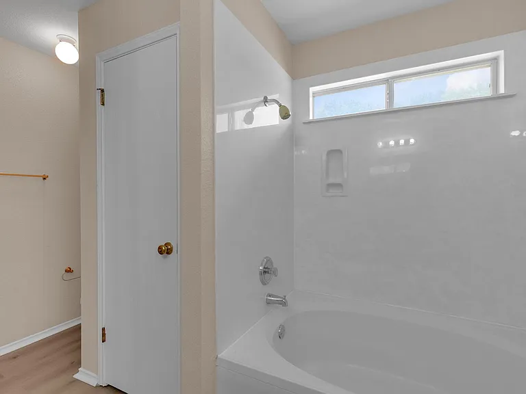 111 David Dr — Photo 24