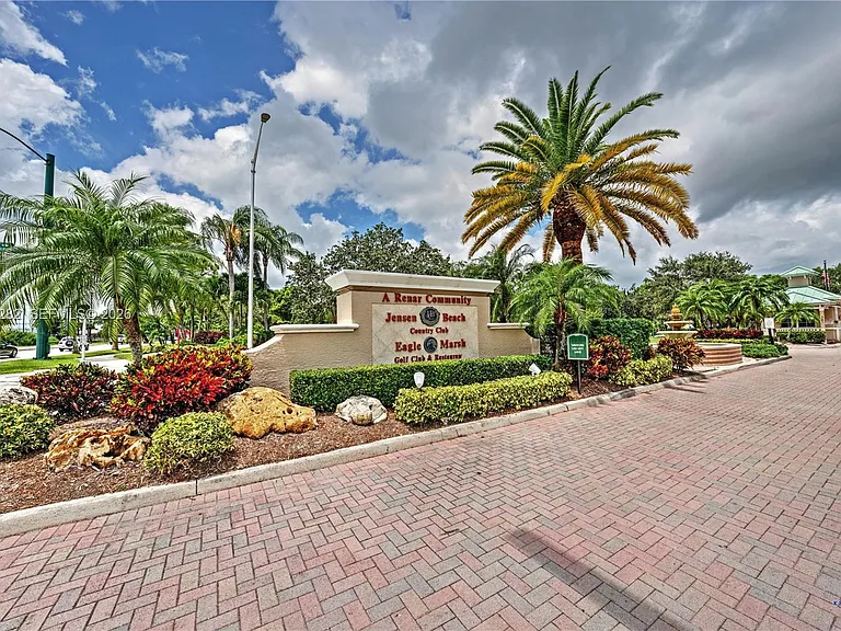 3781 NW Willow Creek Dr — Photo 31