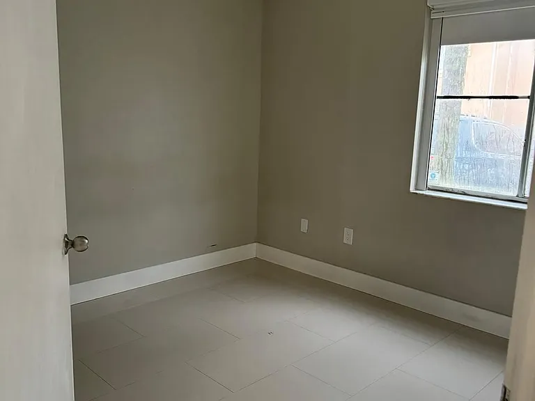 1143 NW 124th Pl #105 — Photo 5