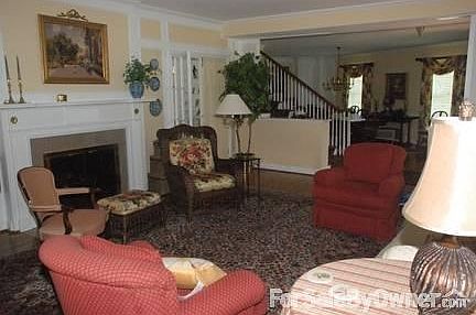 Living Room
						:
						Large and lovely living room, with gas fireplace.