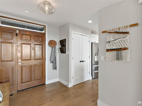 2nd image of 12819 Shorecrest Dr SW