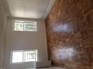2752 Barnes Ave, Bronx, NY 10467