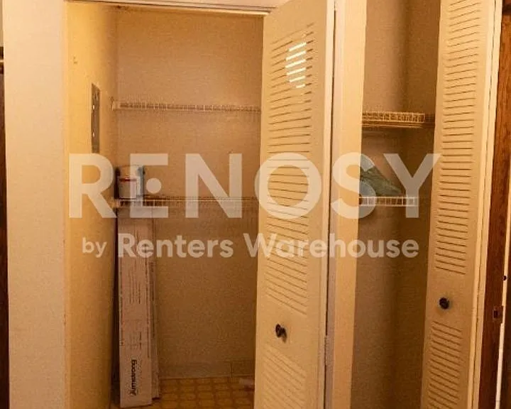 6615 Lake Shore Dr S #115 — Photo 2