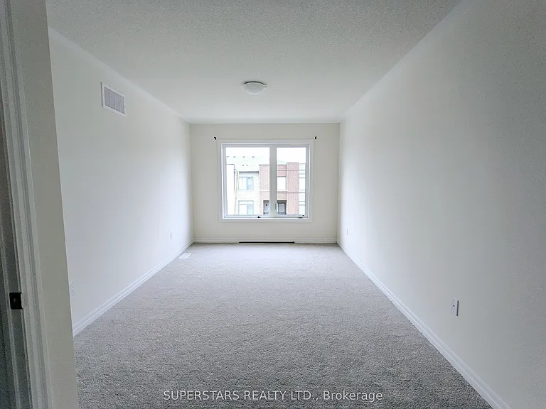 15 Delano Way — Photo 12