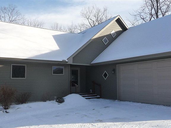 3rd image of 1551 N Manitou Trl W