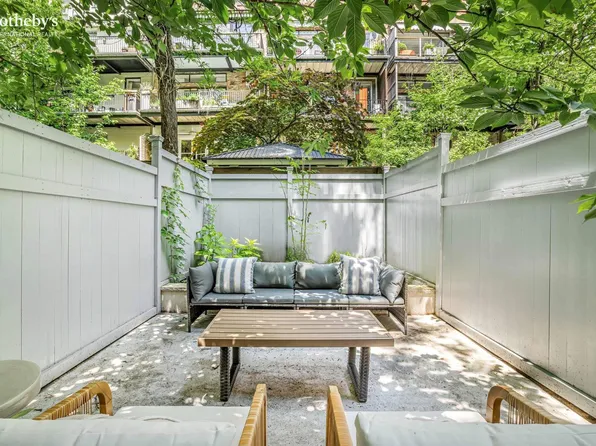 453 West 22nd Street GARDEN image 3 of 11