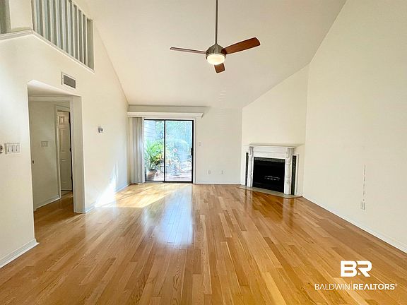 3rd image of 389 Clubhouse Dr APT Aa2