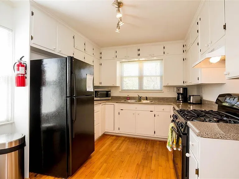 1536 Beech Valley Way NE — Photo 13