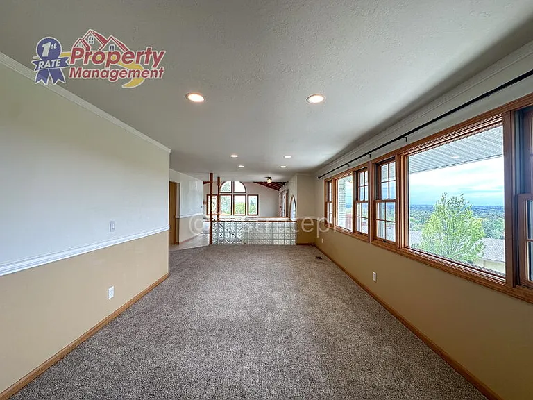 2624 N Hillway Dr — Photo 18