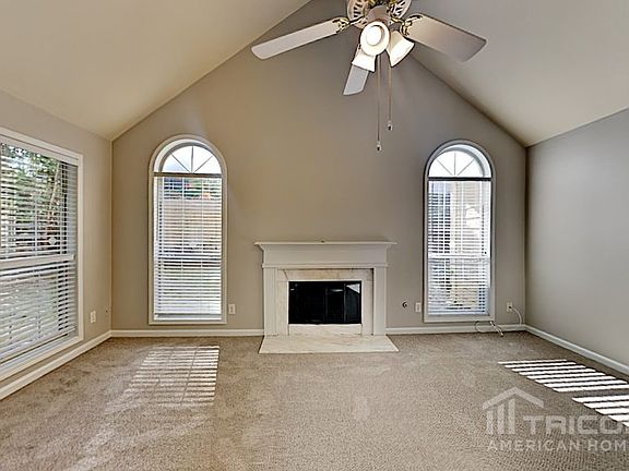 4th image of 105 Foster Trace Dr