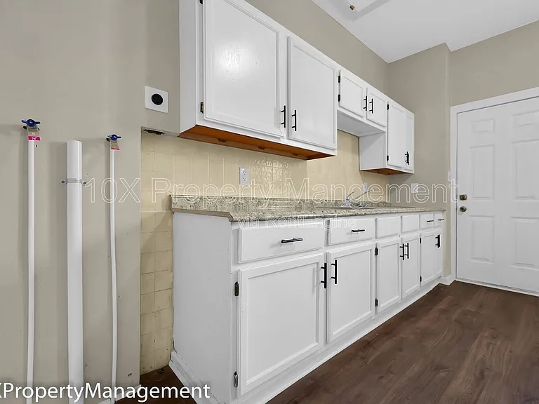 51 N Princeton Ave — Photo 11