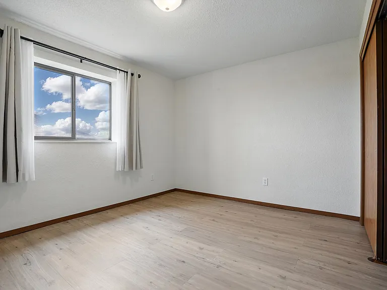Westgate Apartments — Photo 19