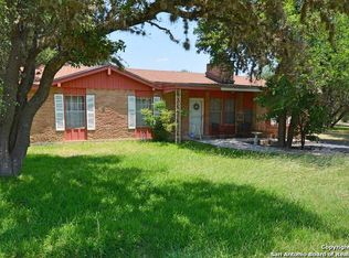 1243 Cedar Crest Dr, Canyon Lake, TX 78133