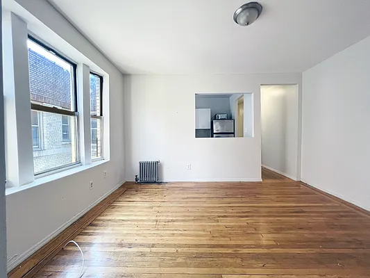 Rented by Bohemia Realty Group | media 16