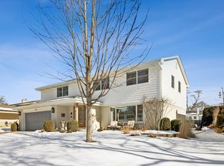 857 S Euclid Ave, Elmhurst, IL 60126