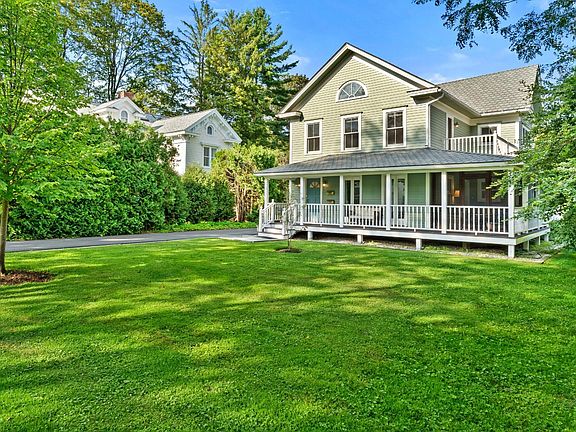 3rd image of 30 Cliffwood St