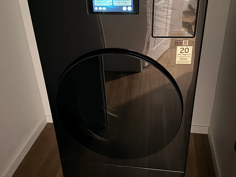 Smart washer + dryer unit included