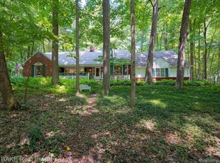 49730 Joy Rd, Plymouth, MI 48170