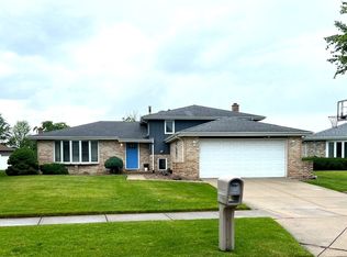 19822 Scarth Ln, Mokena, IL 60448