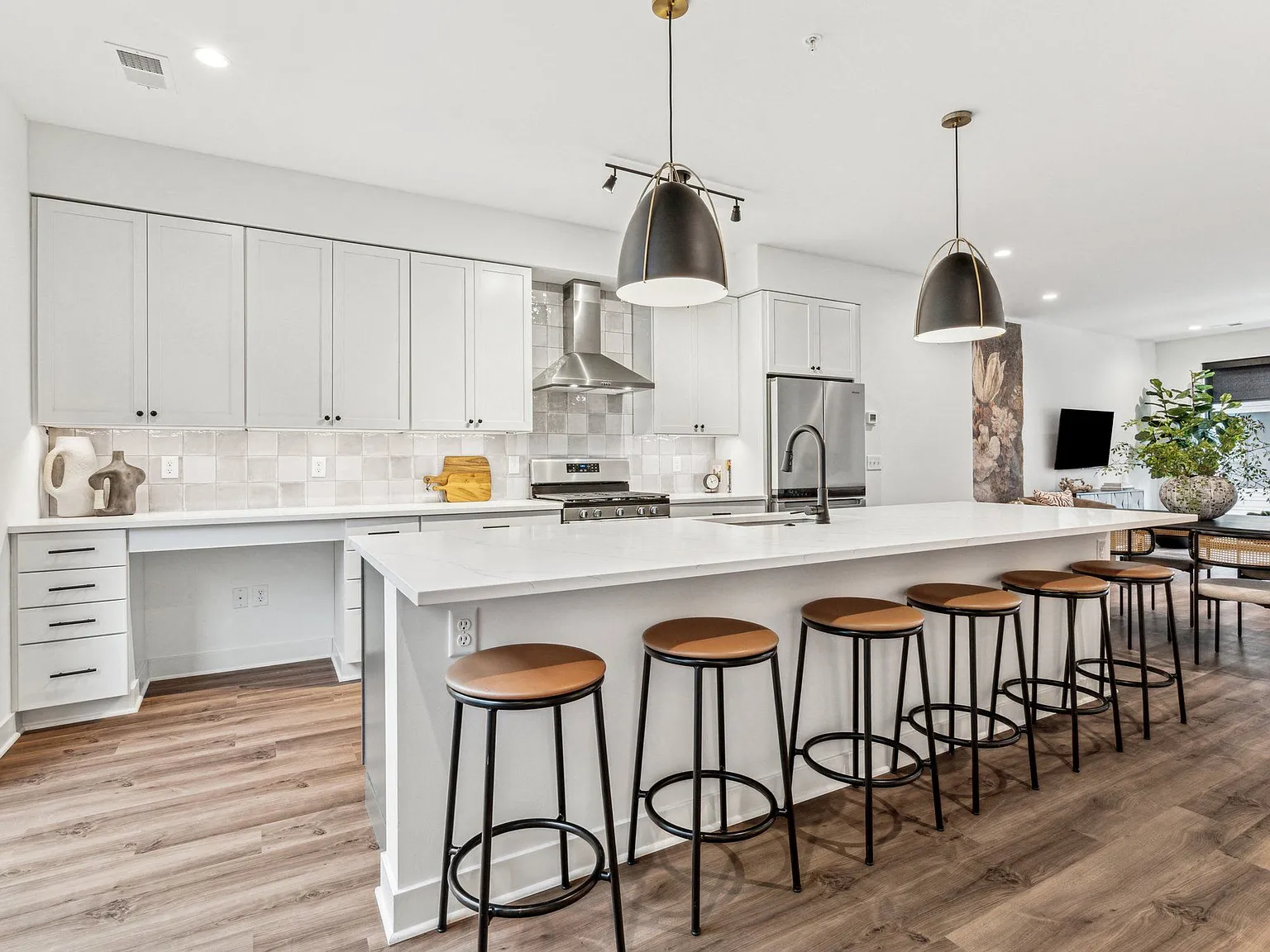 The Penhurst — Photo 1