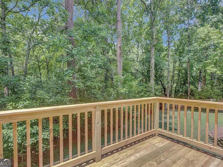 220 Fontaine Way — Photo 12