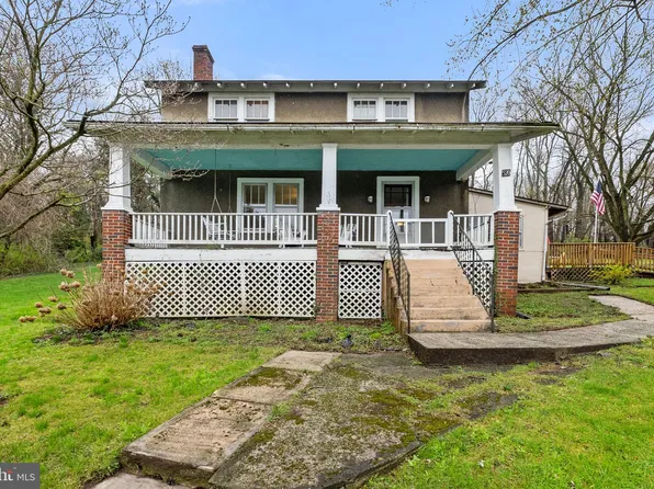 520 Halltown Rd, Harpers Ferry, WV 25425