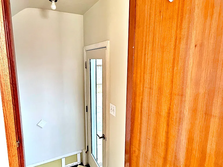8048 SE Ellis St — Photo 34