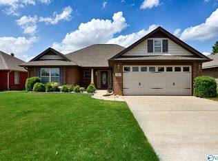 160 Fields Pond Dr, Madison, AL 35756