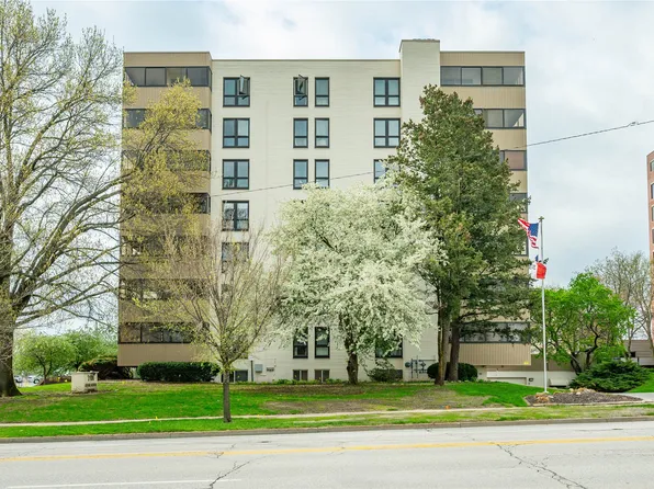 3100 Grand Ave APT 5J, Des Moines, IA 50312