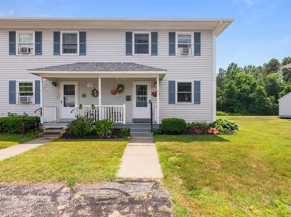 6 Parizo Street, Essex, VT 05452