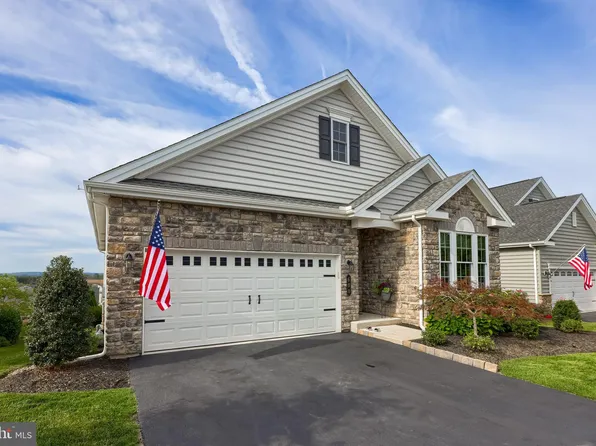 600 Allegiance Dr, Lititz, PA 17543