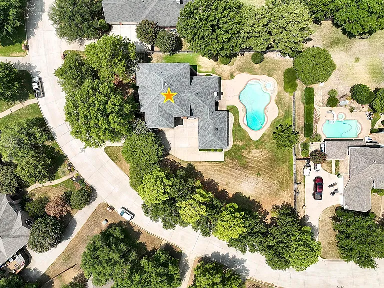 306 Canyon Lake Dr — Photo 41