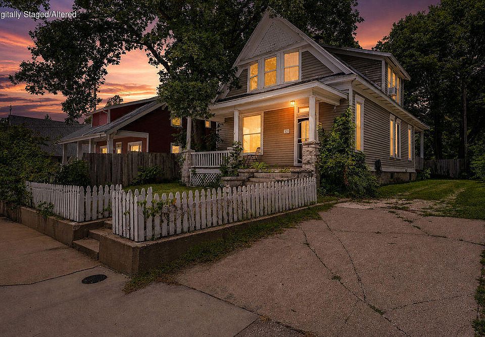 1st image of 531 E Division Street