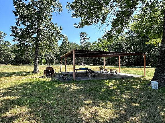 Large gathering space! 