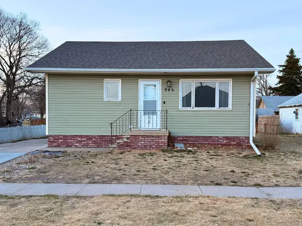 946 N St, Loup City, NE 68853
