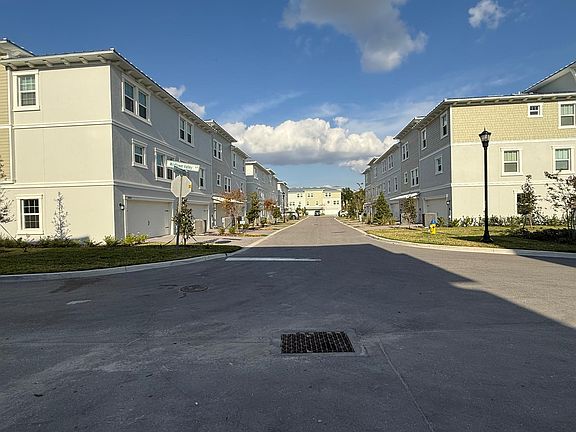 5th image of 3491 Wildflower Valley Ln