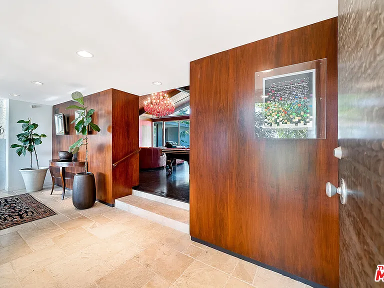 11508 Thurston Cir — Photo 2