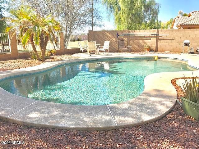 2nd image of 10801 W Almeria Rd