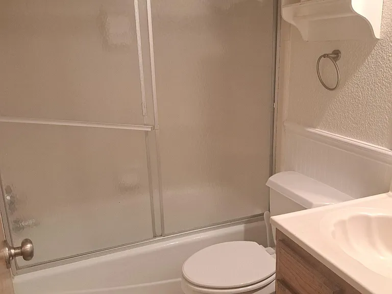 1325 Colorado Dr — Photo 19