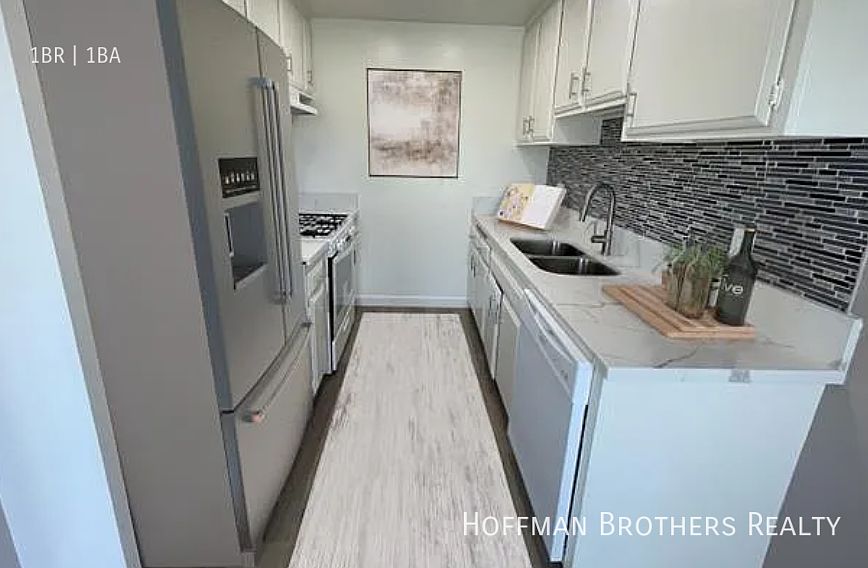 1st image of 301 Avocado St #16