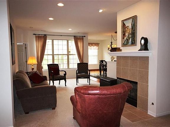 5th image of 9891 Prairie Knoll Ct